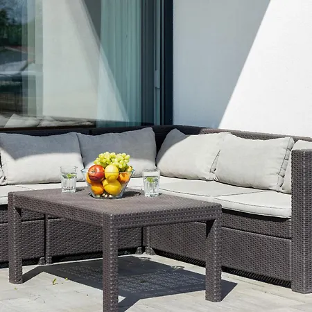 Apartment Trzypoziomowy Apartament W Rewalu Z Parkingiem I Tarasem By Renters